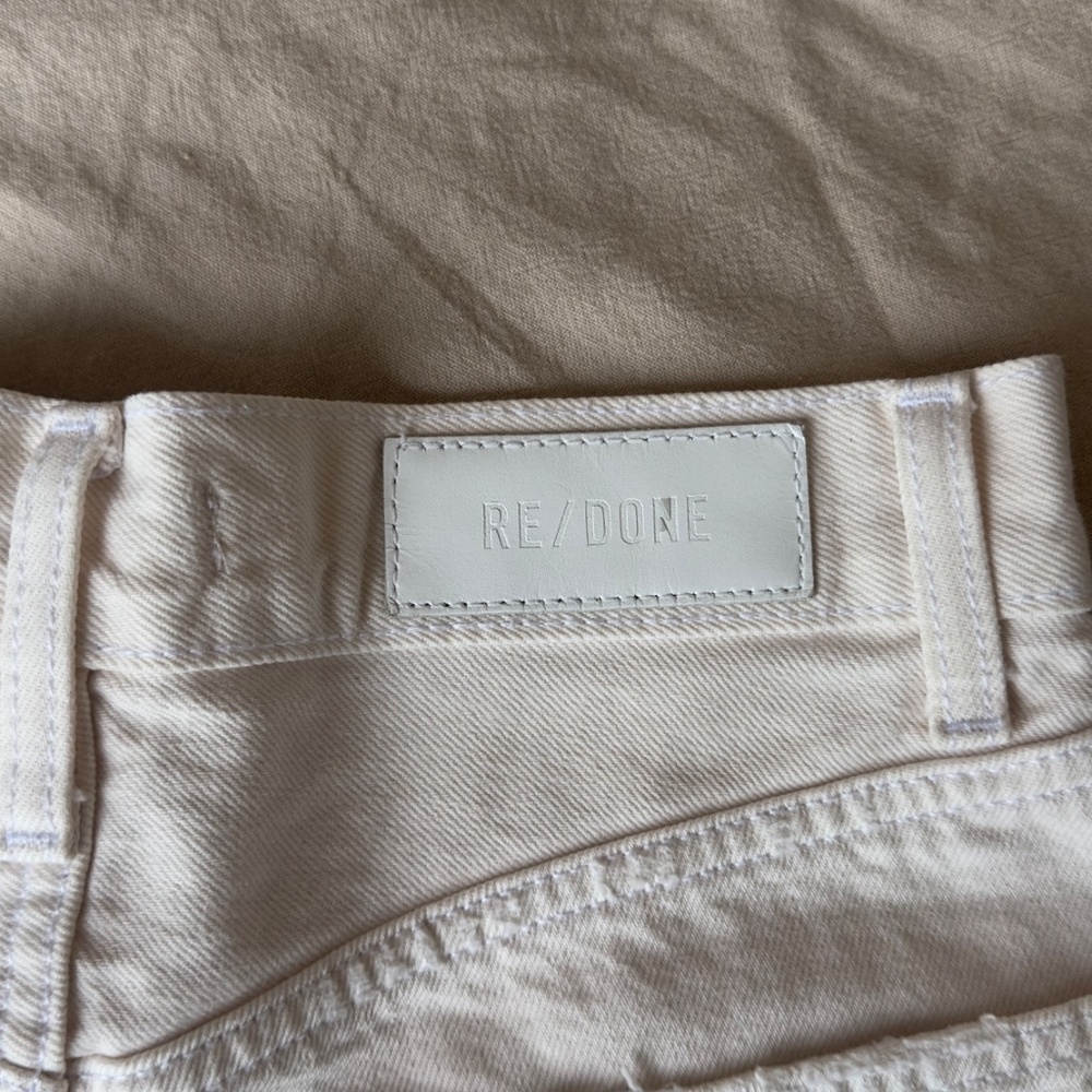 High Waisted Mini Short Re/Done - Picture 5 of 6